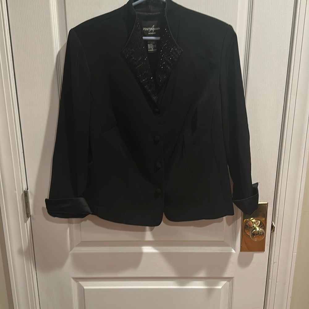Elegant Black Women's Positive Attitude Jacket